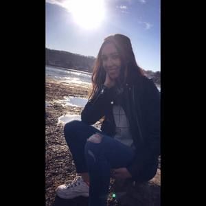 Meet your Posher, Valentina